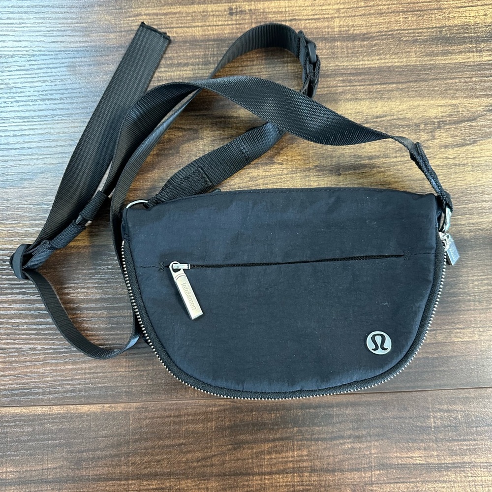 Lululemon Crossbody Belt Bag